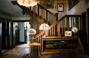 Brownsville Road House interior