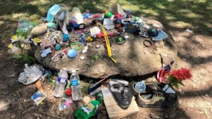The visitor’s supposed grave in 2023. Courtesy of BurialsandBeyond.com **