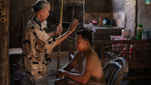 5.) Practitioners on Siquijor. Courtesy of Simon Urwin